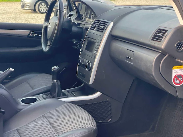 Mercedes-benz a-klasse 180 cdi auto – 2008 – 135.807 km – 109 pk – diesel - afbeelding 4 van  17