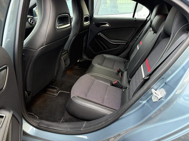 Mercedes-benz a180, 2014 - afbeelding 10 van  24