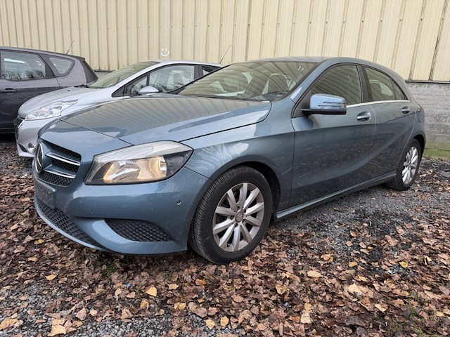 Mercedes-benz a180, 2014 - afbeelding 1 van  24