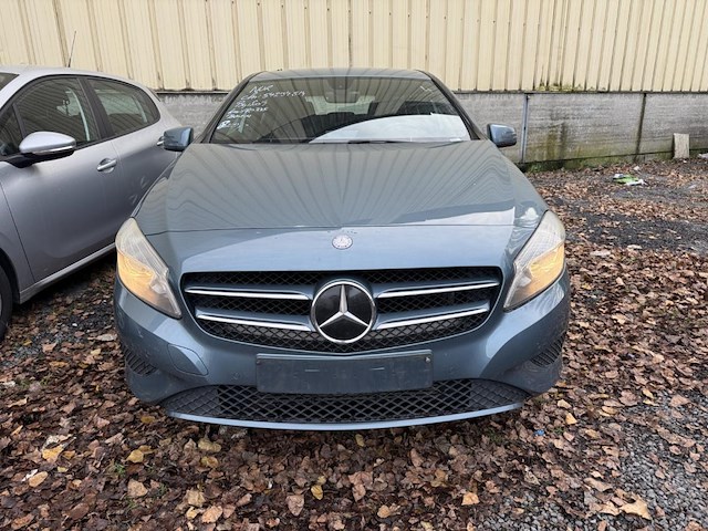 Mercedes-benz a180, 2014 - afbeelding 12 van  24