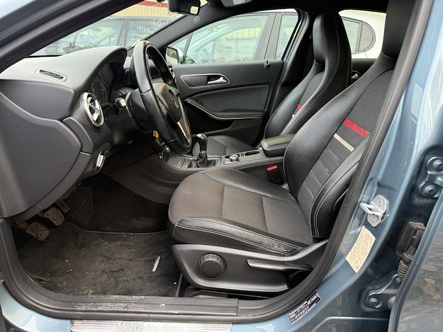 Mercedes-benz a180, 2014 - afbeelding 22 van  24