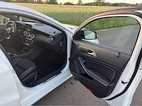 Mercedes-benz a180 amg line personenauto - afbeelding 24 van  37