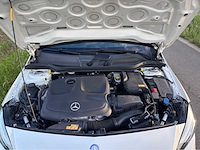Mercedes-benz a180 amg line personenauto - afbeelding 27 van  37