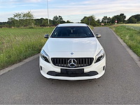 Mercedes-benz a180 amg line personenauto - afbeelding 36 van  37