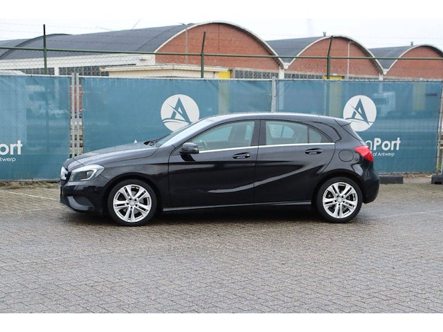Mercedes-benz a180 benzine 2012 (marge) - afbeelding 1 van  1
