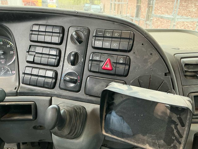 Mercedes-benz actros - laadkraan/containerhaak - 514 400km - 2012 - afbeelding 2 van  35