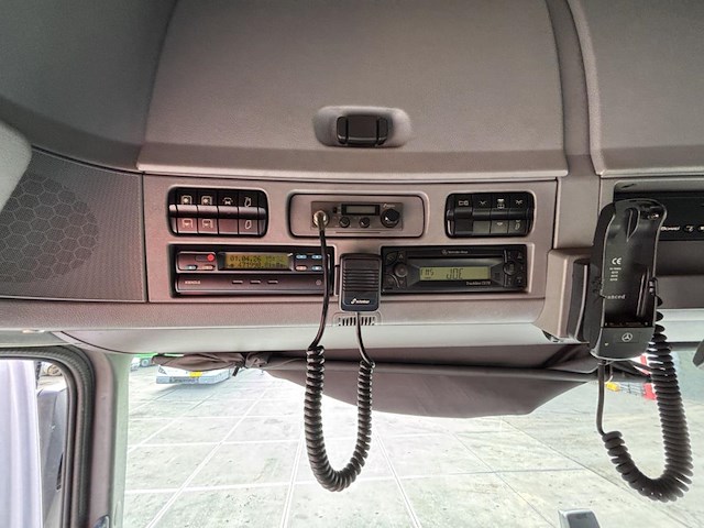 Mercedes-benz actros, 2003 - afbeelding 10 van  57