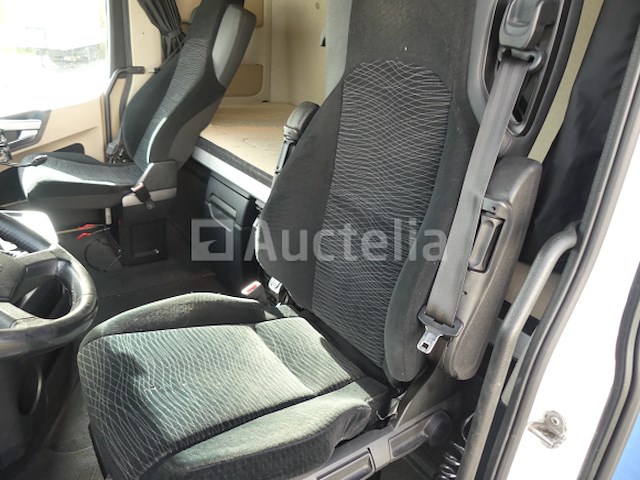 Mercedes-benz actros trekker (2015-605.348 km-vin:wdb9634031l971632) - afbeelding 9 van  31