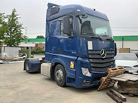 Mercedes-benz actros vrachtwagen trekker - afbeelding 2 van  3