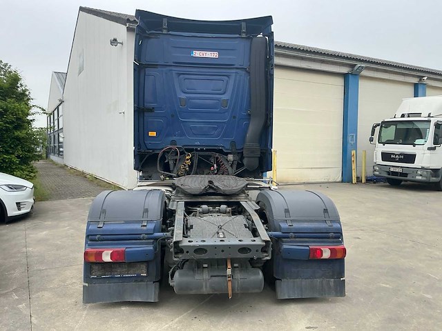 Mercedes-benz actros vrachtwagen trekker - afbeelding 19 van  23