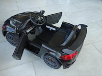 Mercedes benz amg gt-r - afbeelding 4 van  4