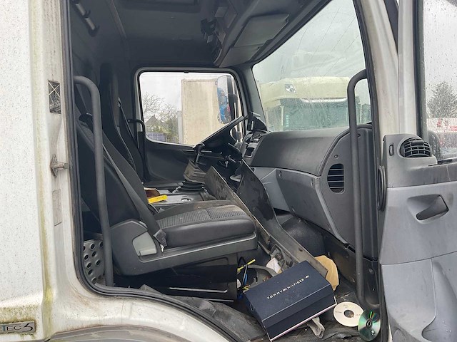 Mercedes-benz axor frigo vrachtwagen - afbeelding 34 van  34