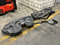 Mercedes-benz brandstoftank (60x) - afbeelding 2 van  4