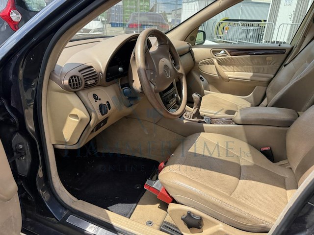Mercedes-benz c class w203 c 200 cdi elegance euro, 2000 - afbeelding 27 van  28