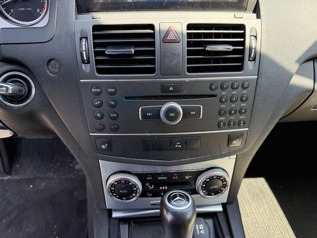 Mercedes-benz c-class (w204) c 200 cgi blueefficiency avantgarde 184 at, 2010 - afbeelding 6 van  32