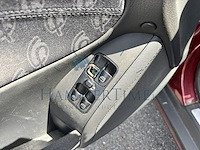 Mercedes-benz c class w204 c 200 cgi blueefficiency avantgarde, 2001 - afbeelding 2 van  40