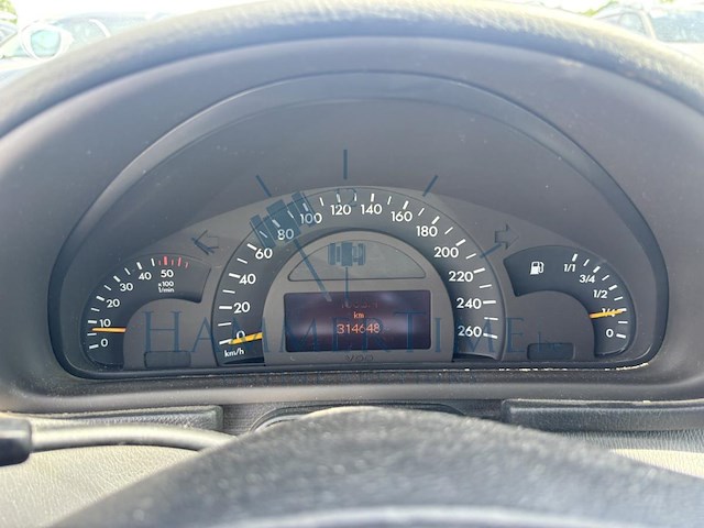 Mercedes-benz c class w204 c 200 cgi blueefficiency avantgarde, 2001 - afbeelding 6 van  40