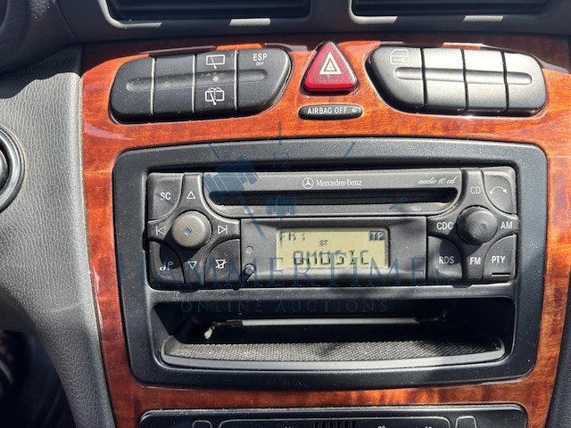 Mercedes-benz c class w204 c 200 cgi blueefficiency avantgarde, 2001 - afbeelding 8 van  40