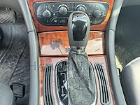 Mercedes-benz c class w204 c 200 cgi blueefficiency avantgarde, 2001 - afbeelding 9 van  40