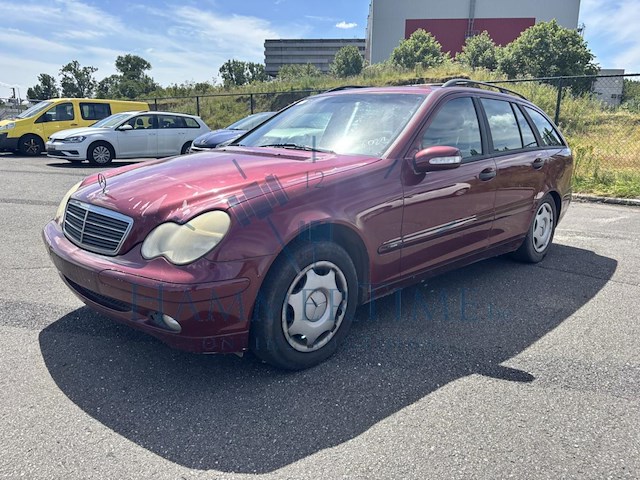 Mercedes-benz c class w204 c 200 cgi blueefficiency avantgarde, 2001 - afbeelding 1 van  40