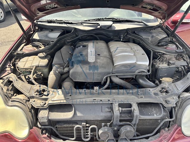 Mercedes-benz c class w204 c 200 cgi blueefficiency avantgarde, 2001 - afbeelding 25 van  40