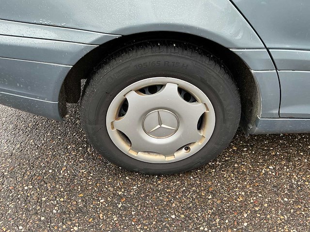 Mercedes-benz c-klasse c180 kompressor classic personenauto - afbeelding 3 van  45
