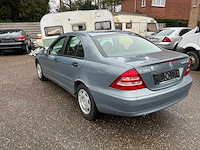 Mercedes-benz c-klasse c180 kompressor classic personenauto - afbeelding 23 van  45