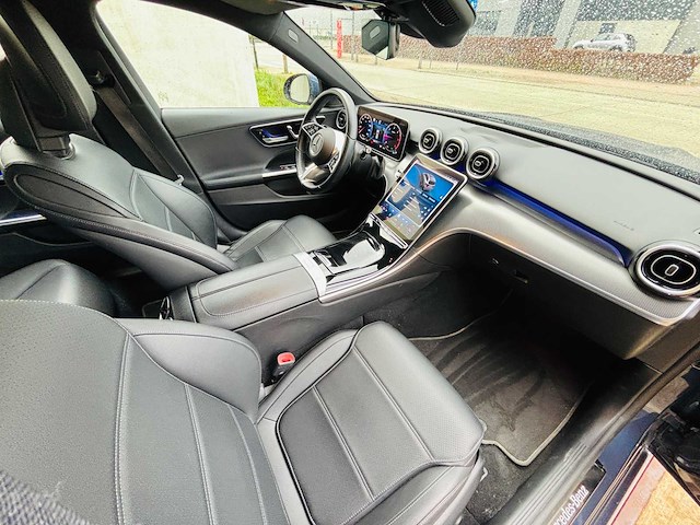 Mercedes-benz c200d 2023 - afbeelding 18 van  51