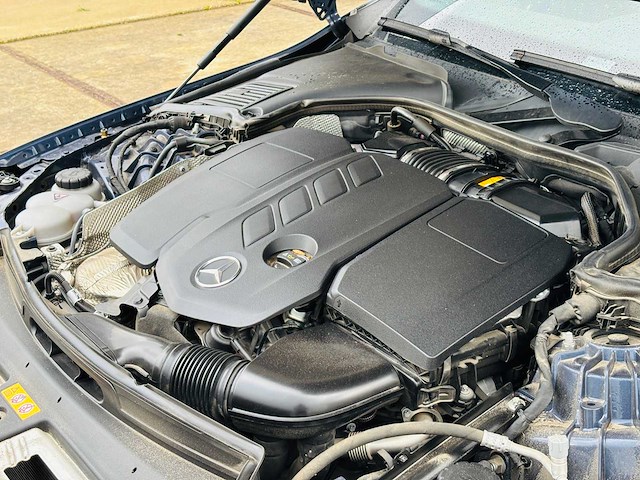 Mercedes-benz c200d 2023 - afbeelding 38 van  51