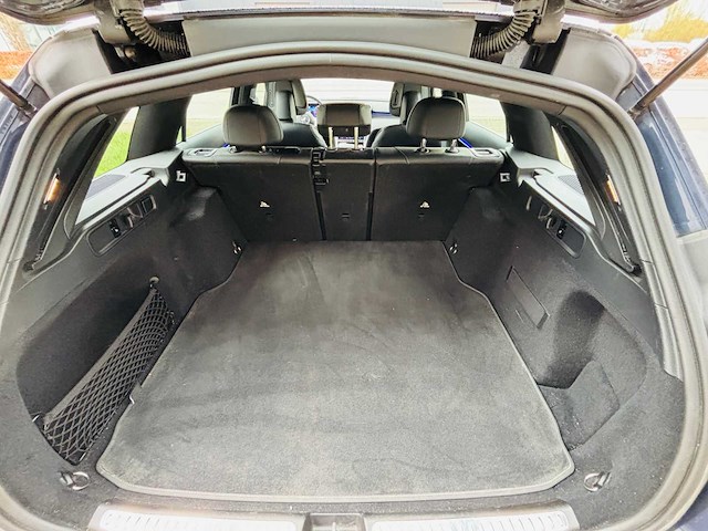 Mercedes-benz c200d 2023 - afbeelding 12 van  40