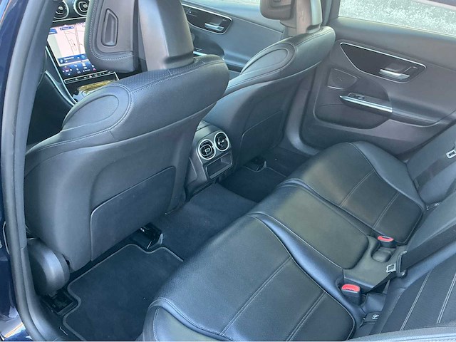 Mercedes-benz c200d personenauto - afbeelding 18 van  41
