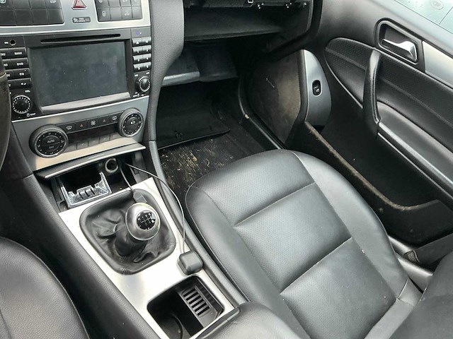 Mercedes-benz cdi220 stationwagen - afbeelding 9 van  9