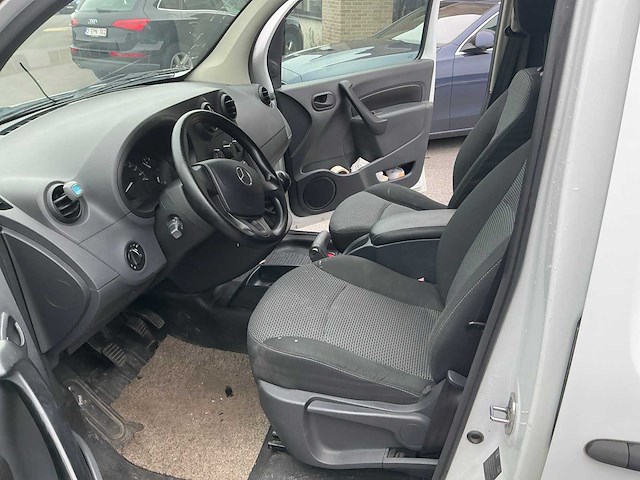 Mercedes-benz citan lichte vrachtwagen - afbeelding 2 van  12