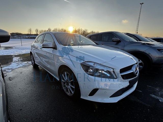 Mercedes-benz classe a (w176) a 180, 2017 - afbeelding 16 van  22