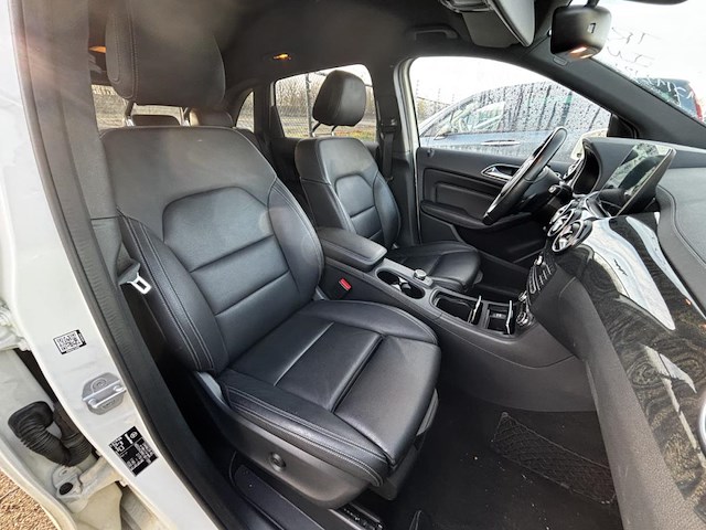 Mercedes-benz classe) b (electric at, 2016 - afbeelding 15 van  29