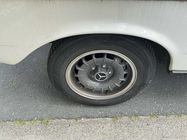 Mercedes-benz coupé 230ce oldtimer - afbeelding 3 van  32