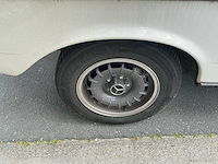 Mercedes-benz coupé 230ce oldtimer - afbeelding 3 van  32