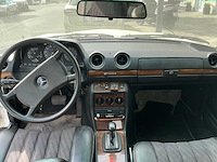 Mercedes-benz coupé 230ce oldtimer - afbeelding 8 van  32