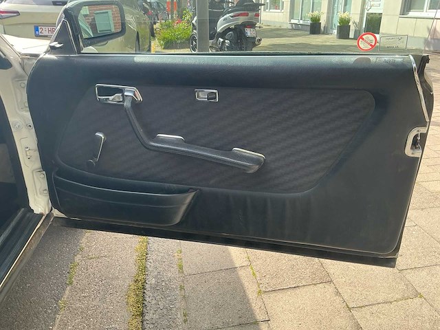 Mercedes-benz coupé 230ce oldtimer - afbeelding 18 van  32