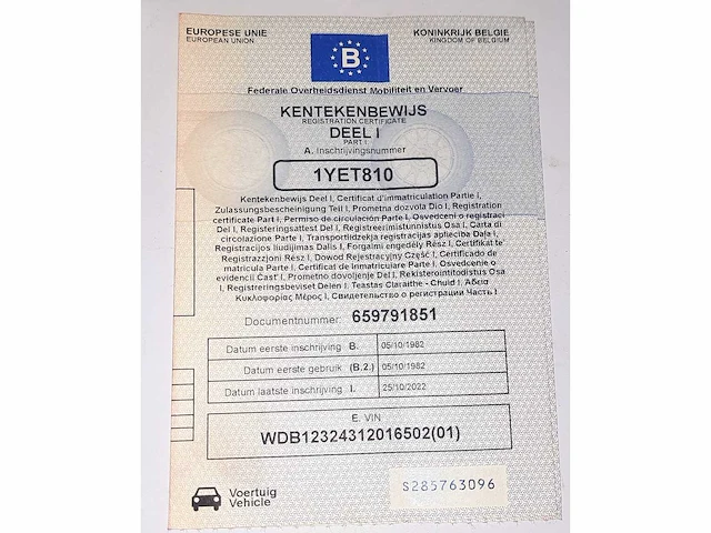 Mercedes-benz coupé 230ce oldtimer - afbeelding 33 van  33