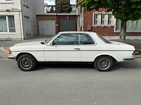 Mercedes-benz coupé 230ce oldtimer - afbeelding 3 van  5