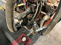 Mercedes-benz dieselmotor met hydraulisch pomp - afbeelding 6 van  7
