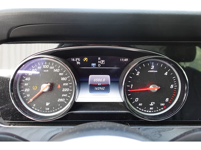 Mercedes-benz e 200 d - afbeelding 7 van  26