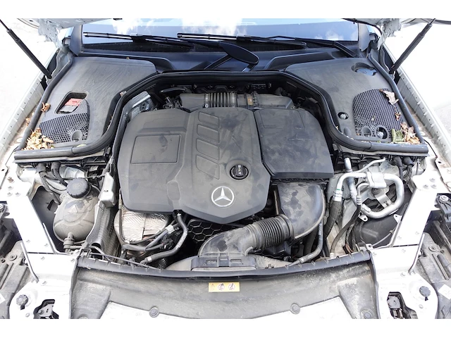 Mercedes-benz e 200 d - afbeelding 13 van  26