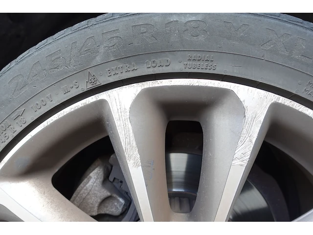 Mercedes-benz e 200 d - afbeelding 19 van  26