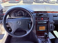 Mercedes-benz e 220 break at, 2002 - afbeelding 2 van  39