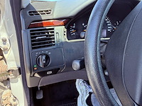 Mercedes-benz e 220 break at, 2002 - afbeelding 10 van  39