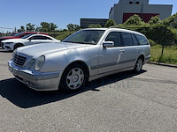 Mercedes-benz e 220 break at, 2002 - afbeelding 1 van  39