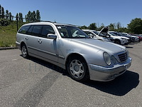 Mercedes-benz e 220 break at, 2002 - afbeelding 23 van  39