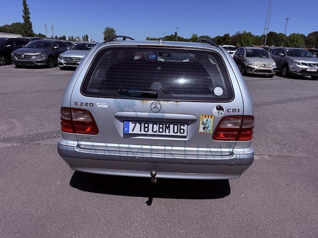 Mercedes-benz e 220 break at, 2002 - afbeelding 35 van  39